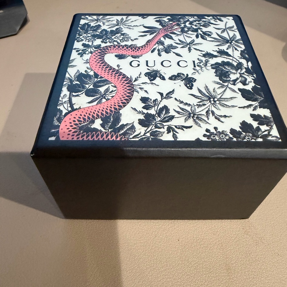 Gucci Silver Ring size 6 - Picture 4 of 4